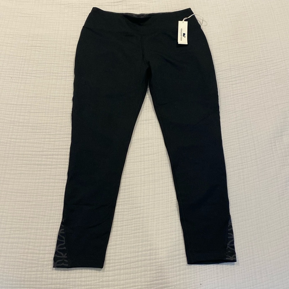 Vineyard Vines work out black leggings with dust bag